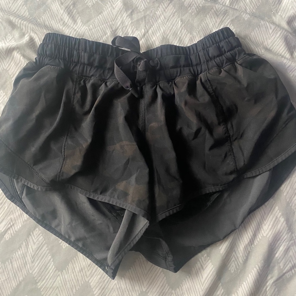 camo lululemon shorts
